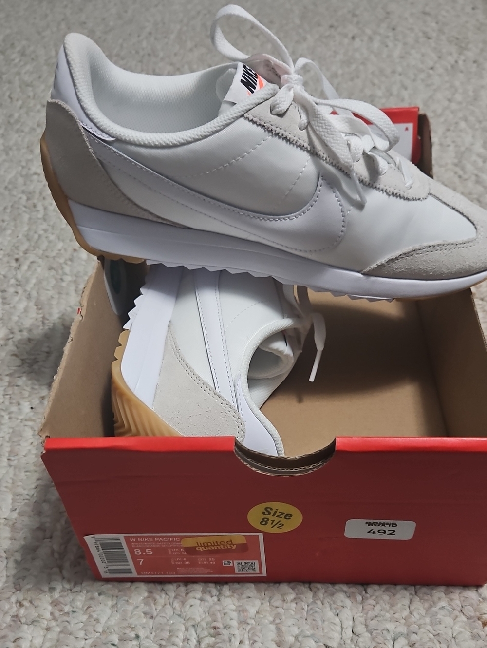 NWT Nike Pacific Women's Size 8.5